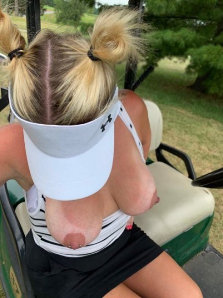 768679-more-golf-course-tits-for-you-boys_880x660.jpg