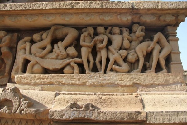 khajuraho-temple.jpg